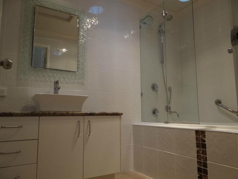 2/3 Teal Court, Burleigh Waters QLD 4220