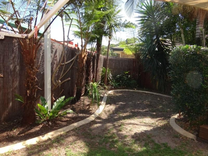 2/3 Teal Court, Burleigh Waters QLD 4220