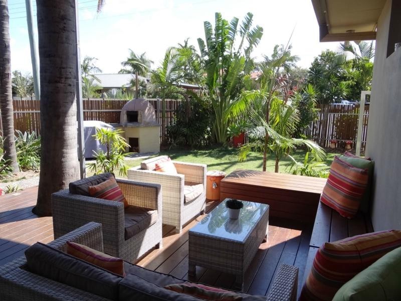 37 Banksia Broadway, Burleigh Waters QLD 4220