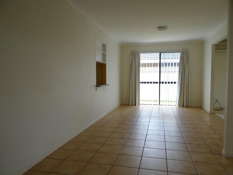 20 Tanzen Drive, Arundel QLD 4214