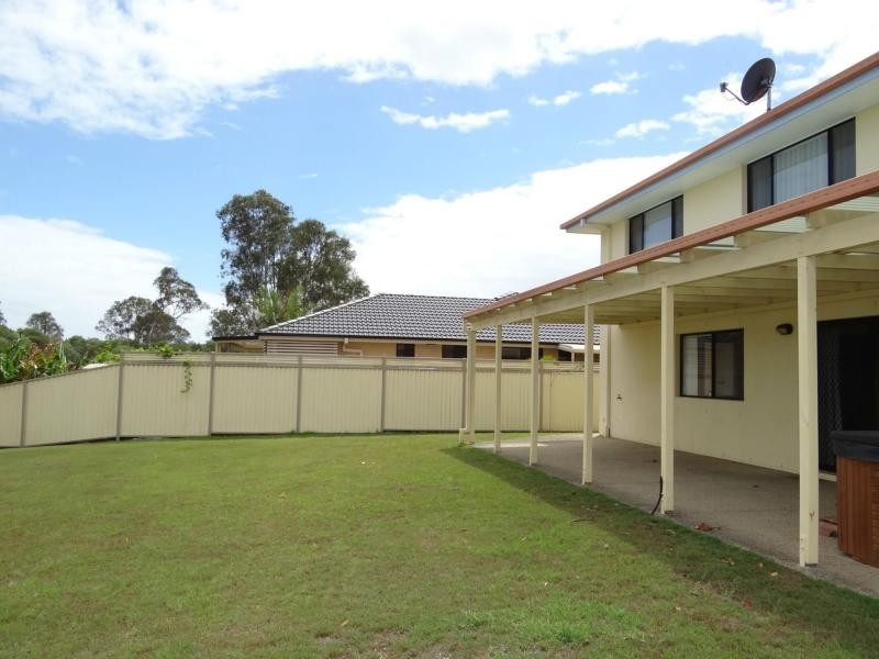 20 Tanzen Drive, Arundel QLD 4214