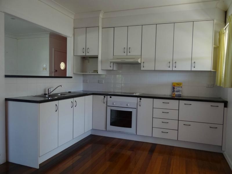 13 Boonery Street, Blackwater QLD 4717