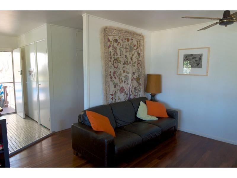 Unit 1/13 Awoonga Avenue, Burleigh Heads QLD 4220
