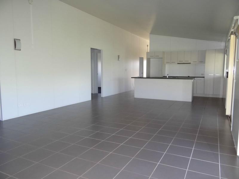 12 Summer Red Court, Blackwater QLD 4717