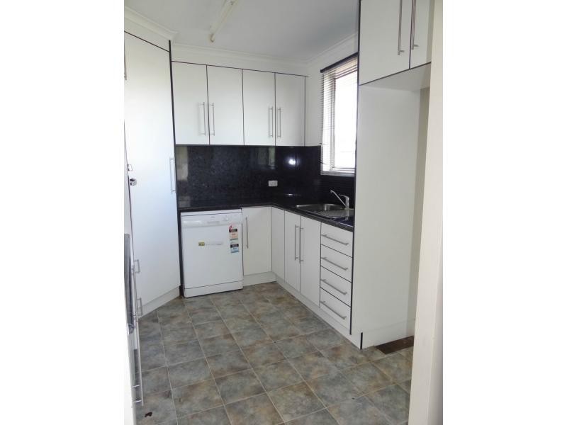 3 Kurrajong Street, Blackwater QLD 4717