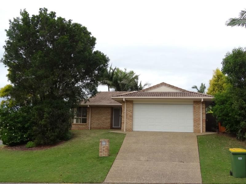 2 Ridgewood Court, Burleigh Waters QLD 4220