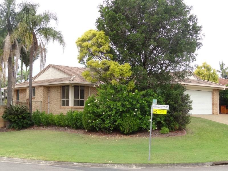 2 Ridgewood Court, Burleigh Waters QLD 4220