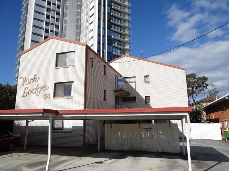 7/61 Frank Street, Labrador QLD 4215