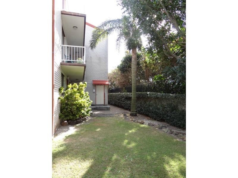 7/61 Frank Street, Labrador QLD 4215