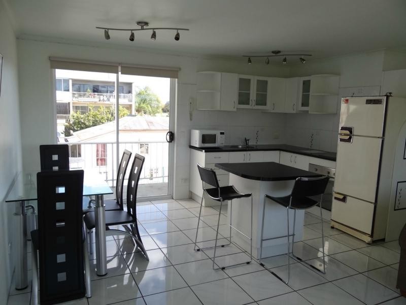 7/61 Frank Street, Labrador QLD 4215