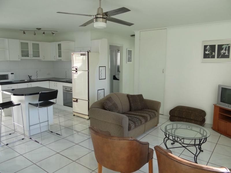 7/61 Frank Street, Labrador QLD 4215