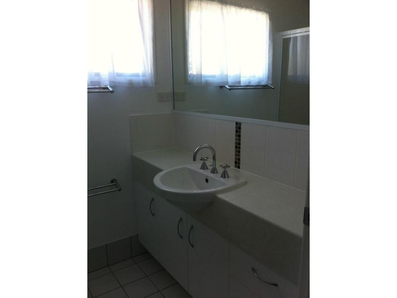 11B Columba Street, Blackwater QLD 4717