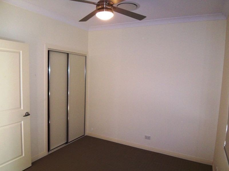 Duplex 2/15a Wyndham Street, Southport QLD 4215