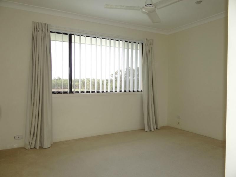 20 Tanzen Drive, Arundel QLD 4214