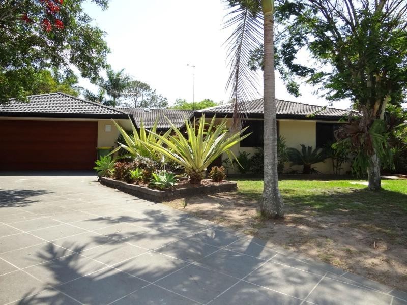6 Condor Court, Burleigh Waters QLD 4220