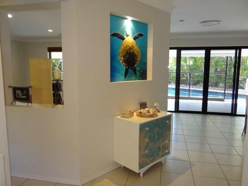 6 Condor Court, Burleigh Waters QLD 4220