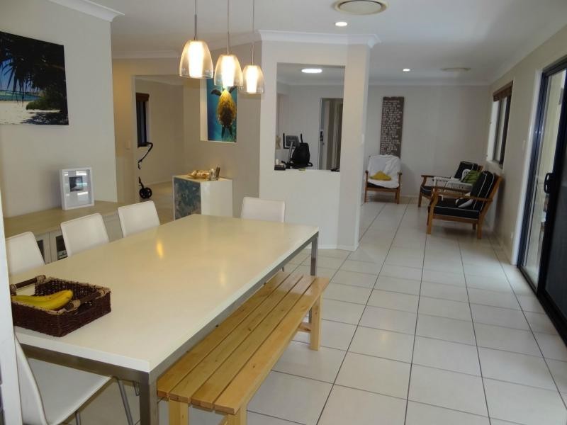 6 Condor Court, Burleigh Waters QLD 4220