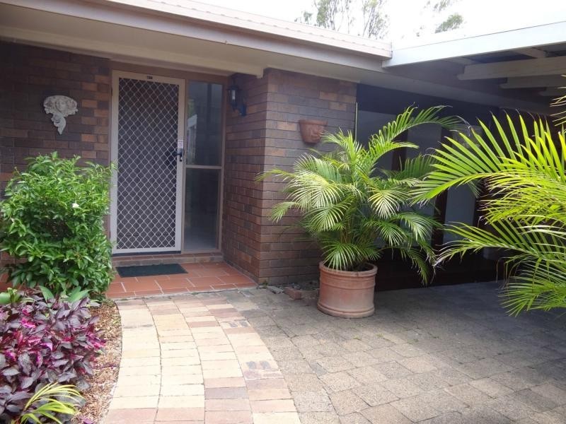 Unit 3/81 Olsen Avenue, Labrador QLD 4215