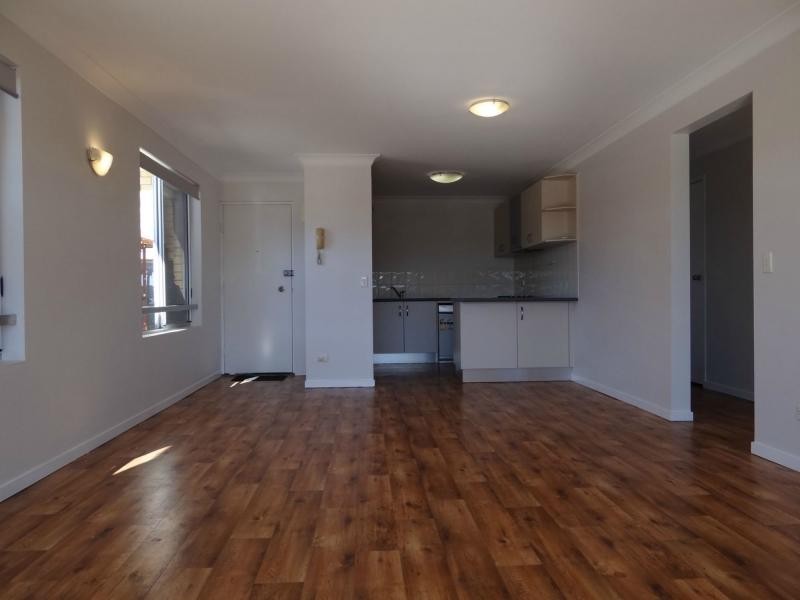 Unit 8/8 Nyrang Avenue, Palm Beach QLD 4221