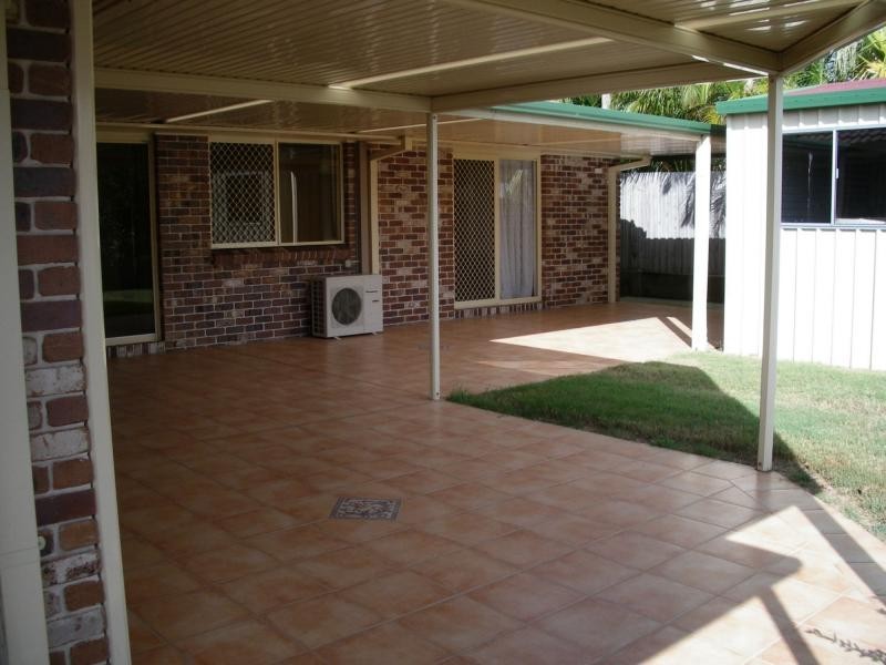 43 Gippsland Drive, The Shores, Helensvale QLD 4212