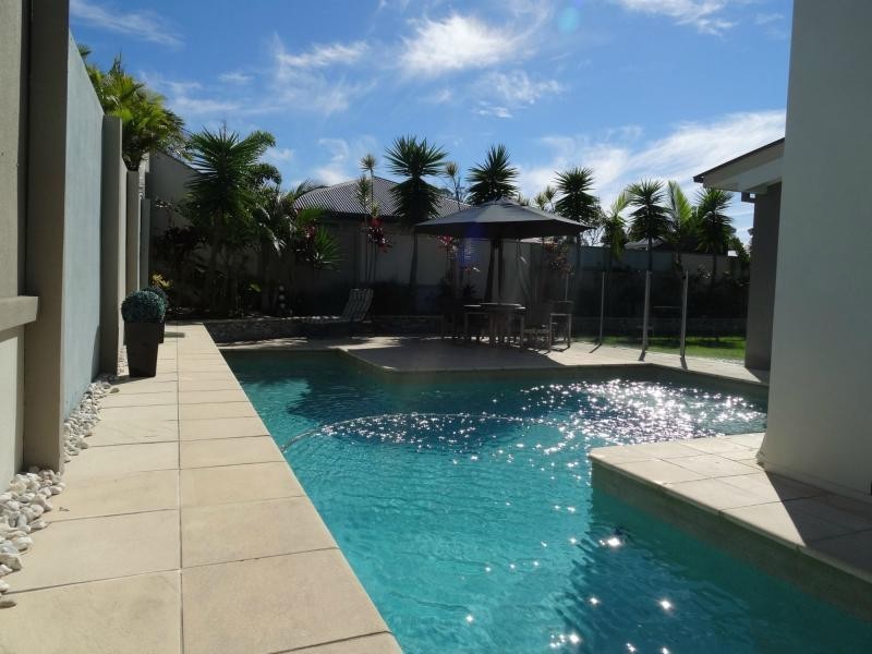 33 York Creek Crescent, The Observatory, Reedy Creek QLD 4227