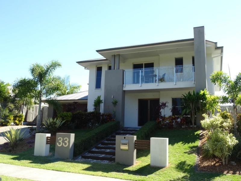 33 York Creek Crescent, The Observatory, Reedy Creek QLD 4227