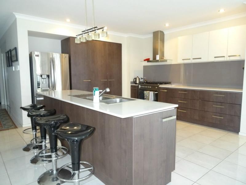 33 York Creek Crescent, The Observatory, Reedy Creek QLD 4227