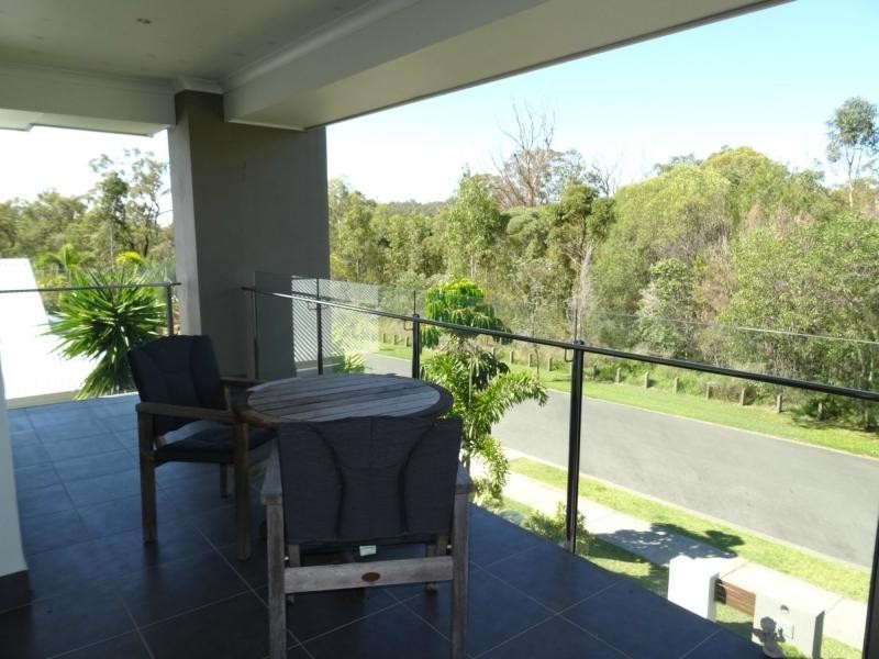 33 York Creek Crescent, The Observatory, Reedy Creek QLD 4227