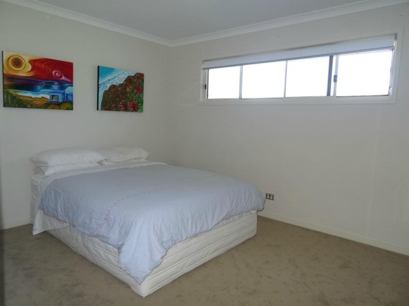 33 York Creek Crescent, The Observatory, Reedy Creek QLD 4227