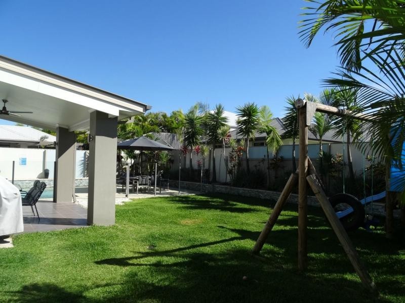 33 York Creek Crescent, The Observatory, Reedy Creek QLD 4227