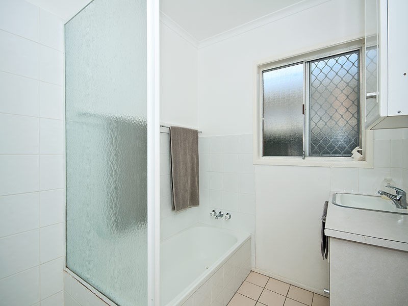 165 Nobby Parade, Miami QLD 4220