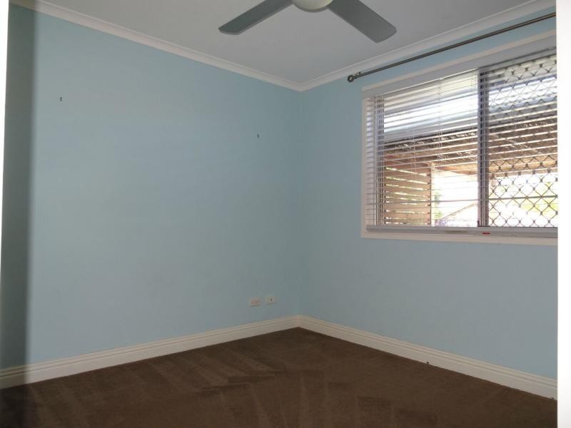 17 Razorbill Street, Burleigh Waters QLD 4220