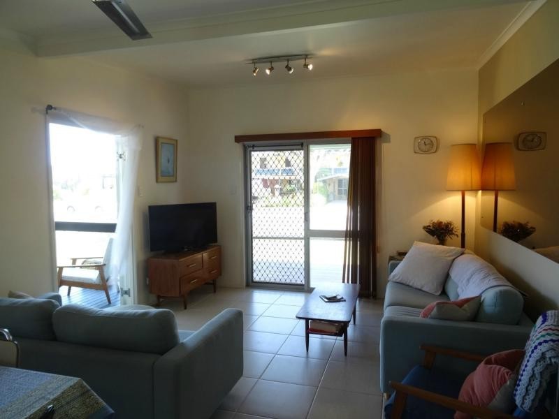 2 Ibis Parade, Jacobs Well QLD 4208