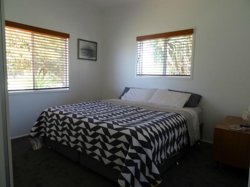 2 Ibis Parade, Jacobs Well QLD 4208