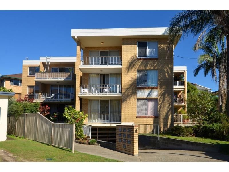 Unit 8/8 Nyrang Avenue, Palm Beach QLD 4221