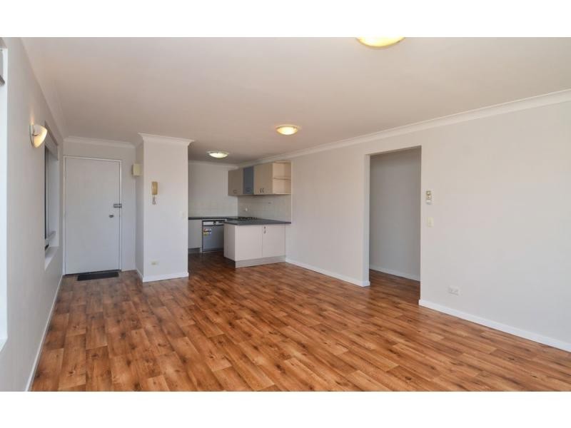 Unit 8/8 Nyrang Avenue, Palm Beach QLD 4221
