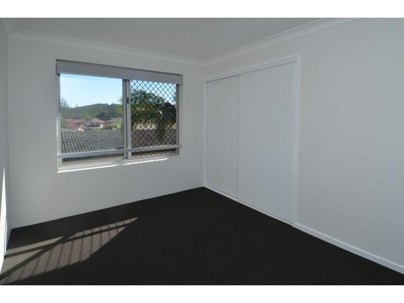 Unit 8/8 Nyrang Avenue, Palm Beach QLD 4221