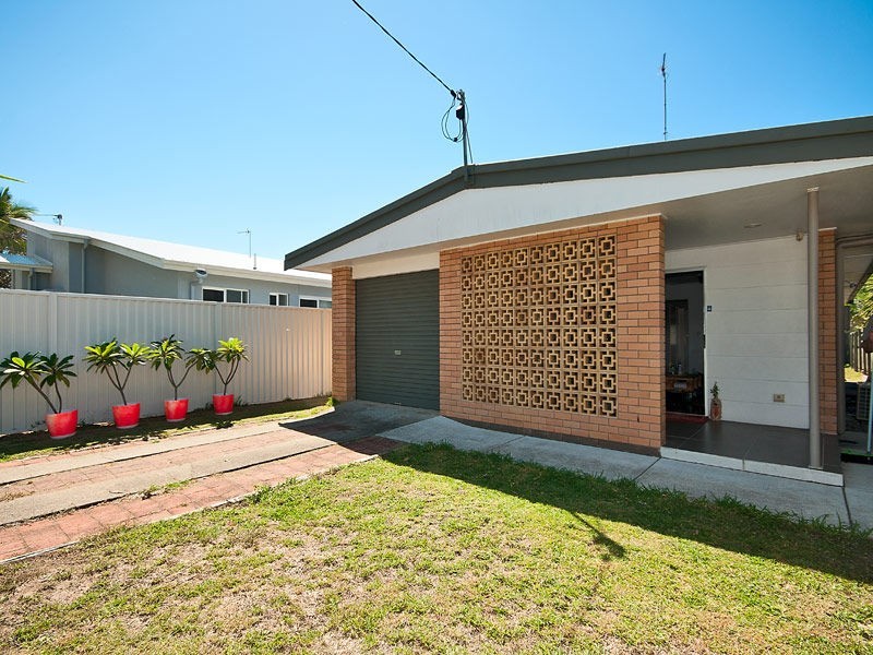 165 Nobby Parade, Miami QLD 4220