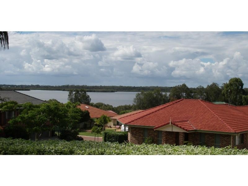 43 Gippsland Drive, The Shores, Helensvale QLD 4212