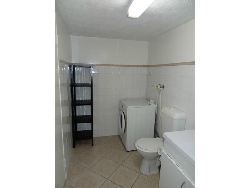 Unit 5/26 Remembrance Drive, Surfers Paradise QLD 4217