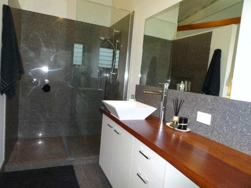 2 STOCKYARD Court, Tallebudgera QLD 4228