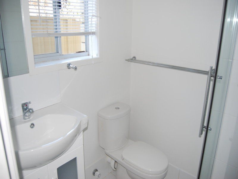 Duplex 1/44 Cypress Terrace, Palm Beach QLD 4221