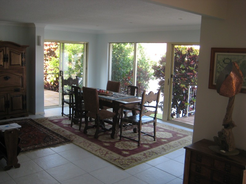 81 Gibraltar Dr, Isle Of Capri QLD 4217