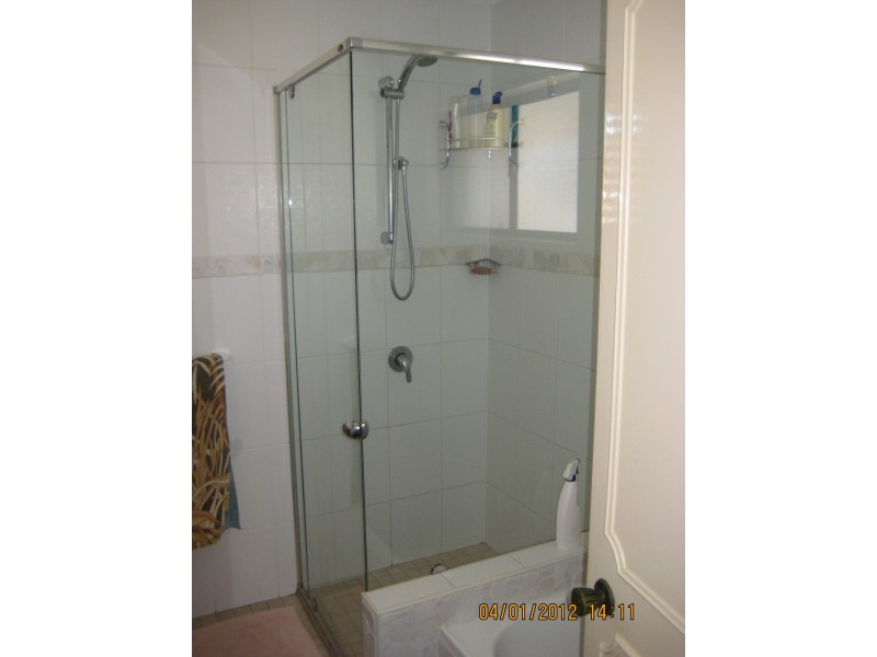 81 Gibraltar Dr, Isle Of Capri QLD 4217