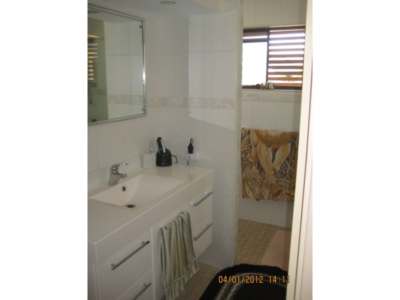 81 Gibraltar Dr, Isle Of Capri QLD 4217