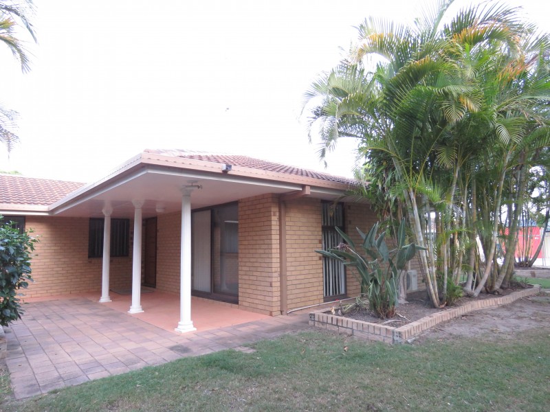 4 Yalgoo Ct, Mermaid Waters QLD 4218