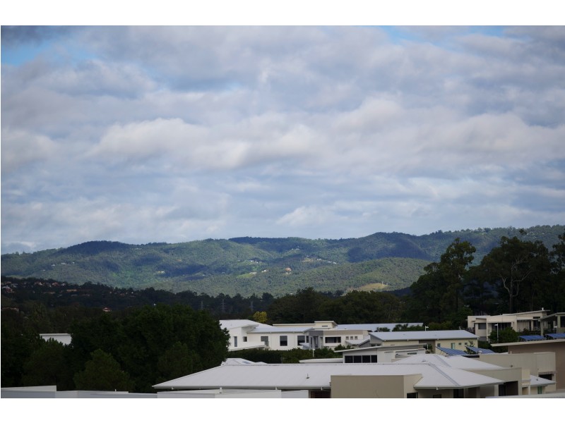 6027a Vista Dr, Benowa QLD 4217
