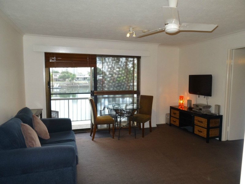 5/26 Remembrance Drive, Surfers Paradise QLD 4217