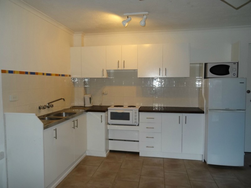 5/26 Remembrance Drive, Surfers Paradise QLD 4217