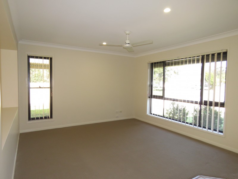 14 Godden Dr, Upper Coomera QLD 4209